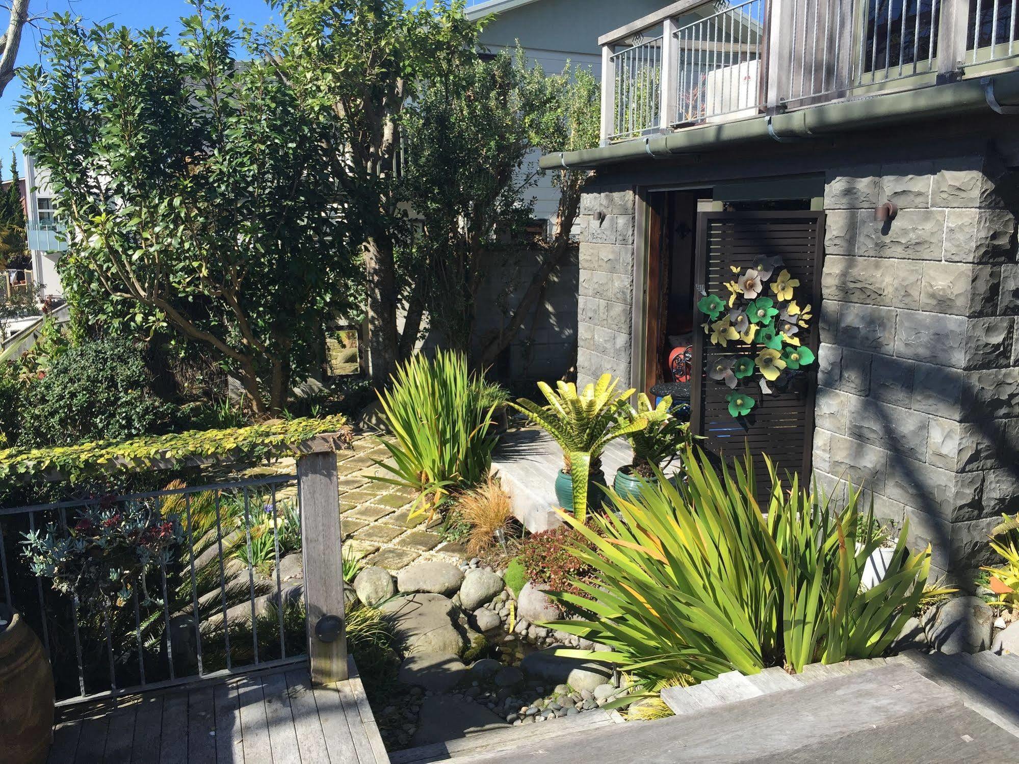 Matua Lodge Tauranga Exterior photo